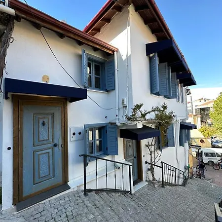 Downtown Fethiye Suites Апартаменты *